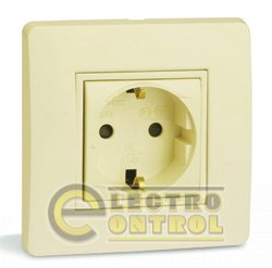 Электрическая розетка, 16А, 250V~ с заземлением, со шторками, красный, 2 мод.