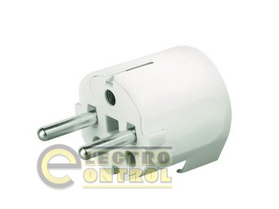 Вилка кабельная, бытовая с боковым вводом кабеля. Белая. IP20 16А 2P+E 230В Вилка кабельная, бытовая с боковым вводом кабеля. Белая. IP20 16А 2P+E 230В