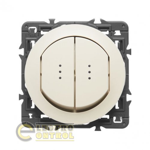 Лицевая панель Legrand 67824 Celiane для переключателей IP44 Cлоновая кость