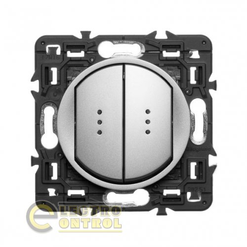 Лицевая панель Legrand 68304 Celiane выключатель/переключатель двухклавишный с подсветкой Титан