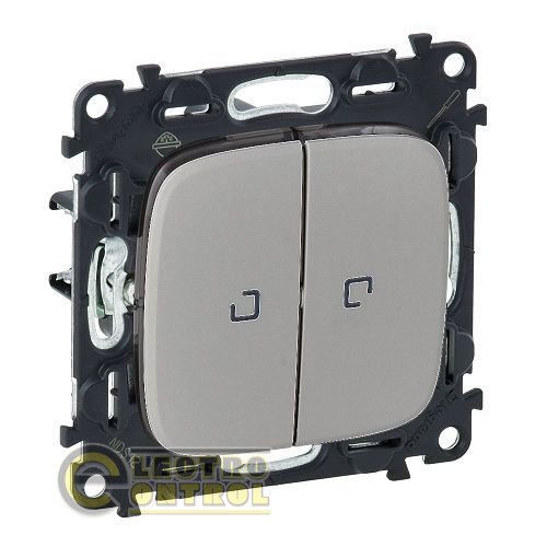 Переключатель Legrand 752909 двухклавишный 10АХ 250В с подсветкой Valena ALLURE с лицевой панелью Алюминий Переключатель Legrand 752909 двухклавишный 10АХ 250В с подсветкой Valena ALLURE с лицевой панелью Алюминий