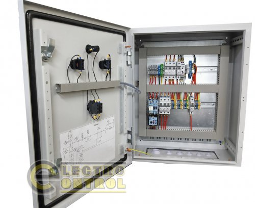 Ящик управления освещением ЯУО-9602-3574 (3ф 32А)