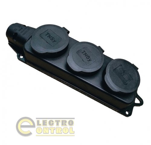 Розетка трёхместная с защитными крышками с заземлением Technosystems RUBBER IP44 16А TNSy5000077