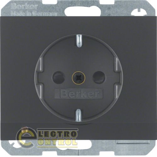 Розетка с з.к., с защитой от детей с LED-подсветкой, антрацит, 16А/250В K.1 Розетка с з.к., с защитой от детей с LED-подсветкой, антрацит, 16А/250В K.1