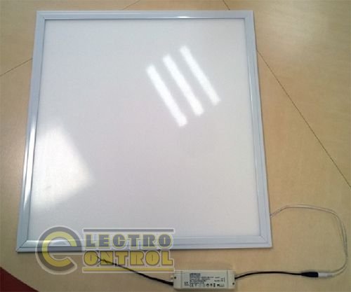 Светильник офисный LED-панель, потолочный TPL-6060 LED  595*595*10мм  36вт  4100К  матовое стекло