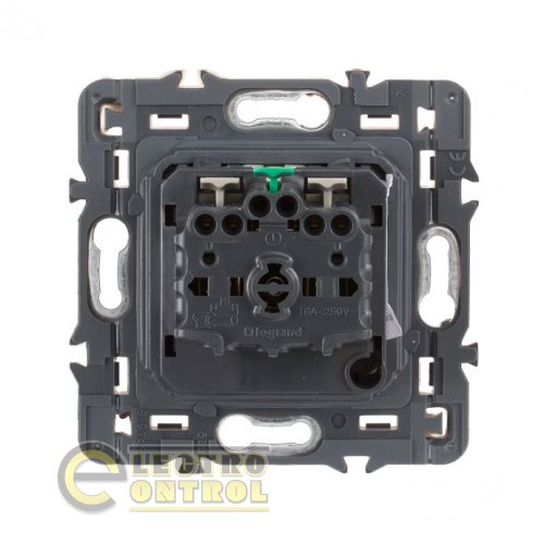 Розетка Legrand 67166 2К+З с плоской лицевой панелью немецкий стандарт безвинтовые зажимы Celiane белый