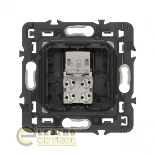 Телефонна розетка Legrand 67340 Celiane RJ11