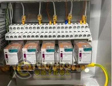 Ящик управления двигателями Я5000-3