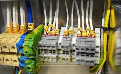 Ящик управления двигателями Я5000-3