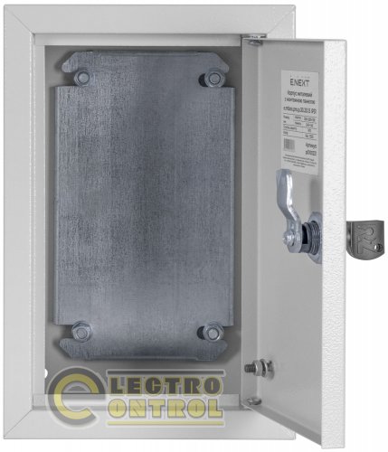 Щит металлический E.next e.mbox.pro.p.40.30.20 IP31 с монтажной панелью