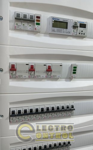 Шафа управління зовнішнім освітленням ШУЗО (ETI)