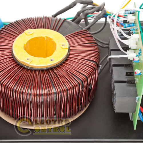 Стабилизатор напряжения LogicPower LPT-W-5000RD BLACK (3500W)