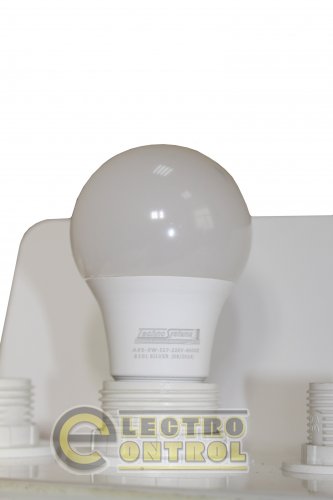 Светодиодная лампа TechnoSystems LED Bulb SILVER 9W TNSy5000602 E27 4000K 810 lm TNSy5000602 A60