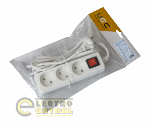 Удлинитель UEC WYP10-06-03-03-S-N-U STANDART П03В 3 места 2Р 3м 2х0.75 10А 250 с выключателем